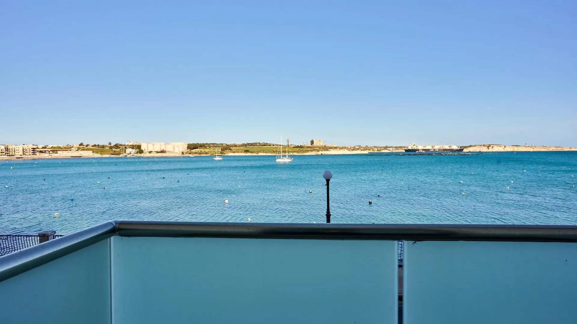Seafront Townhouse In Birzebbuga Villa